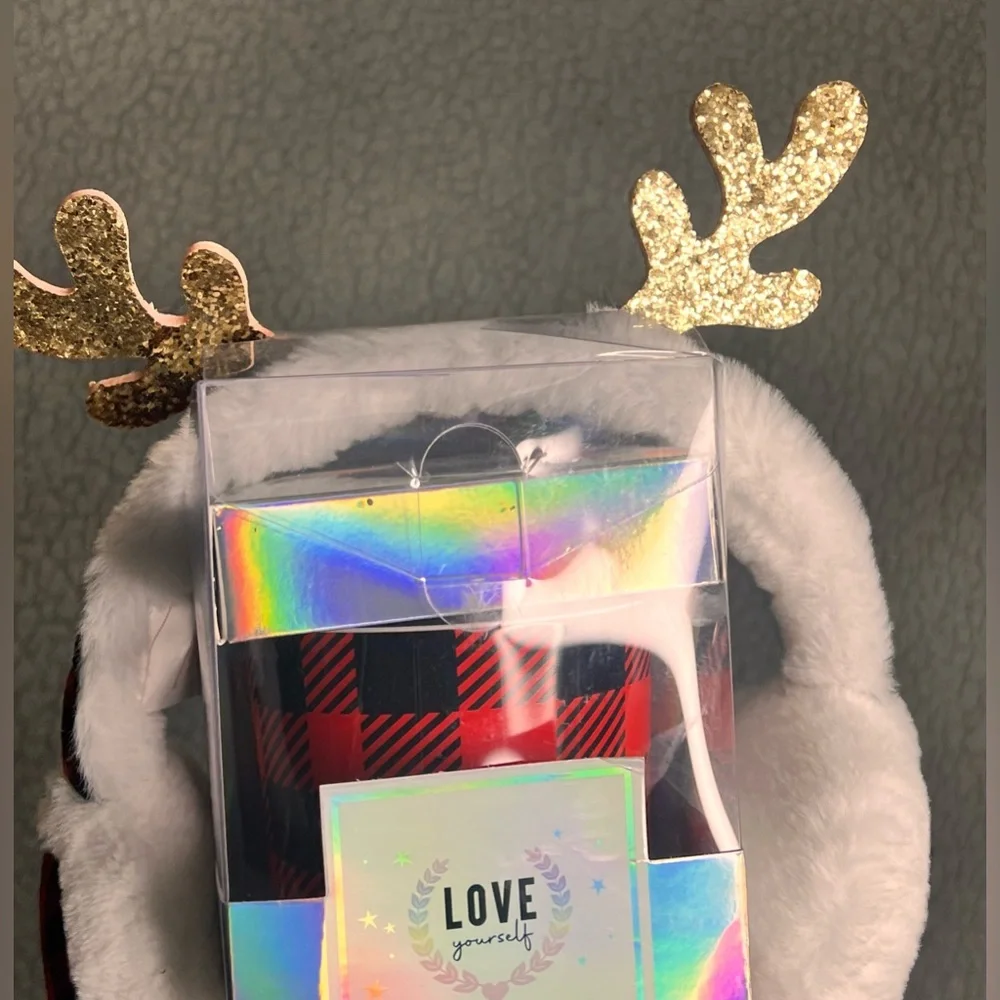 Love‎ Yourself Earmuffs And Cup Set Red And Black New In Box